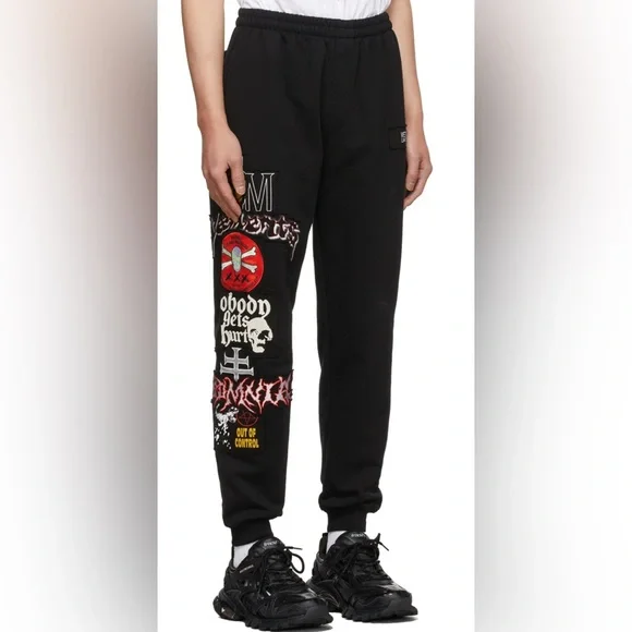 NEW Medium VETEMENTS BLACK graphic metal patch sweatpants joggers